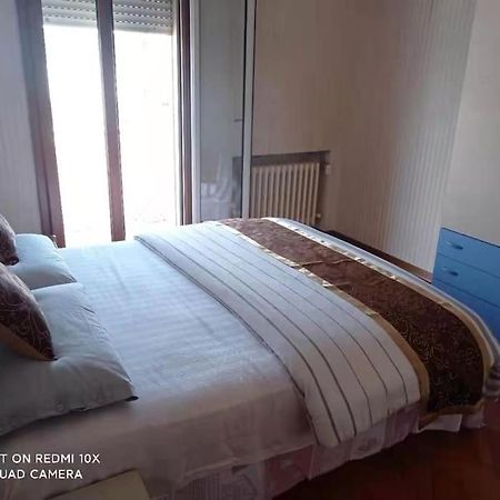 Cozy Room With Queen Bed 温馨双人大房间 メストレ エクステリア 写真